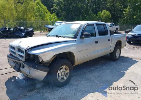 2002 Dodge Dakota Sport from USA, damaged, VIN 1B7HG38X82S604713